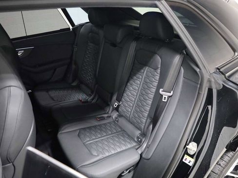 New 2026 Audi RS Q8 performance image 33