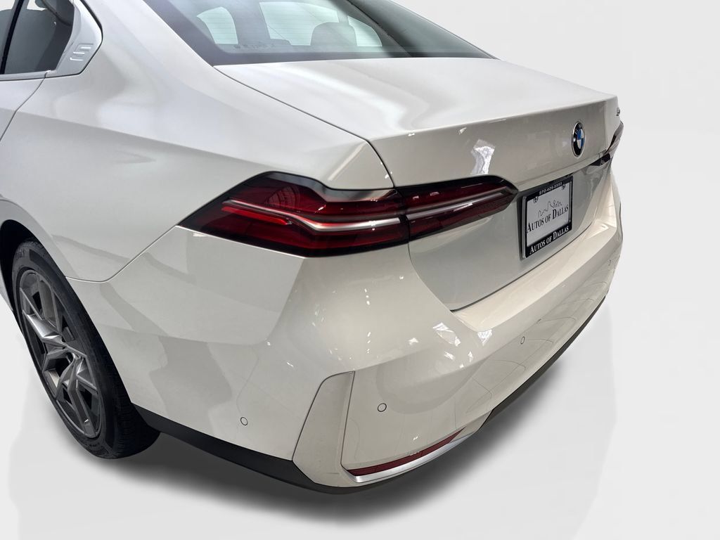 Used 2026 BMW 530i RWD image 20