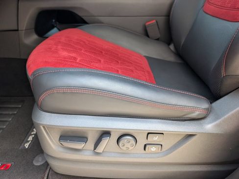 Used 2026 Nissan Armada NISMO AWD/4WD image 23