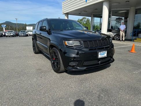 Used 2020 Jeep Grand Cherokee SRT AWD/4WD image 8