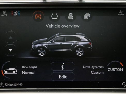 Used 2019 Bentley Bentayga image 18