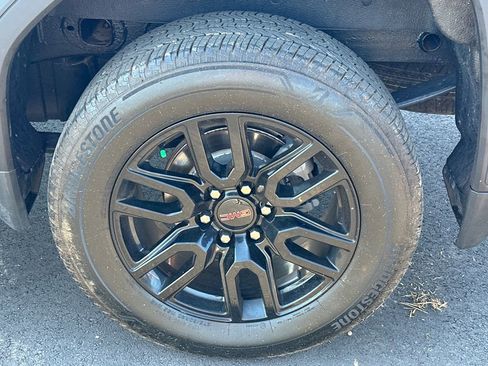 Used 2023 GMC Sierra 1500 Elevation image 17