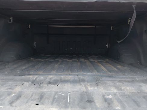 Used 2017 Ford F350 Lariat image 23