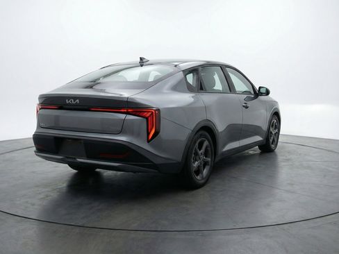Used 2025 Kia K4 FWD image 9