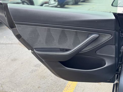 Used 2021 Tesla Model 3 Long Range image 28