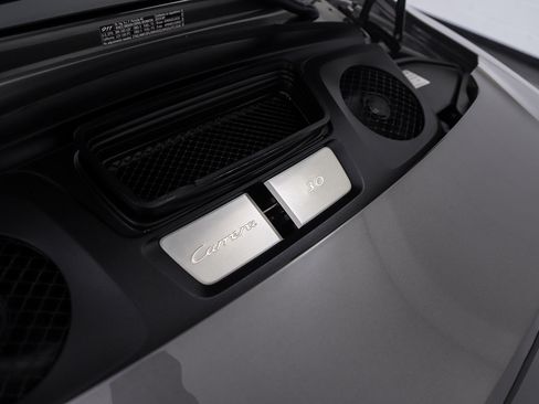 Used 2019 Porsche 911 Carrera image 30