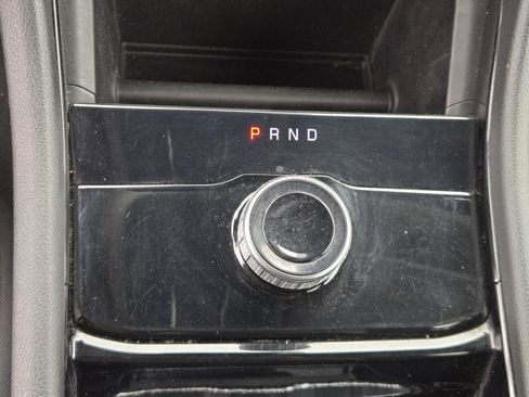 Used 2023 Jeep Grand Cherokee Laredo RWD image 13