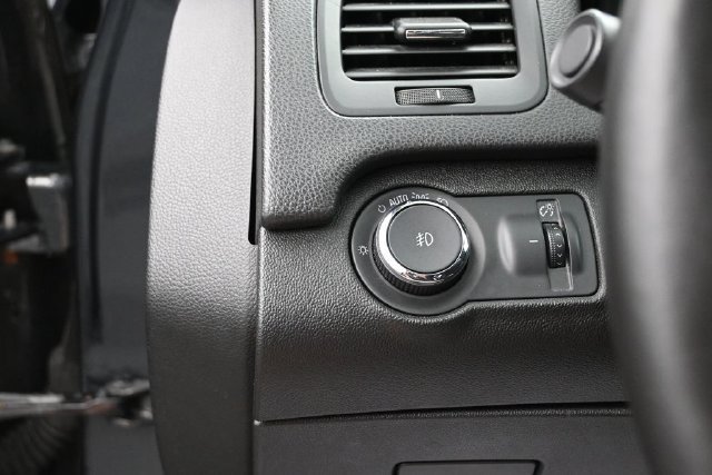 Used 2015 Buick Regal Premium FWD image 29