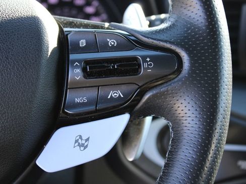 Used 2022 Hyundai Veloster N image 24