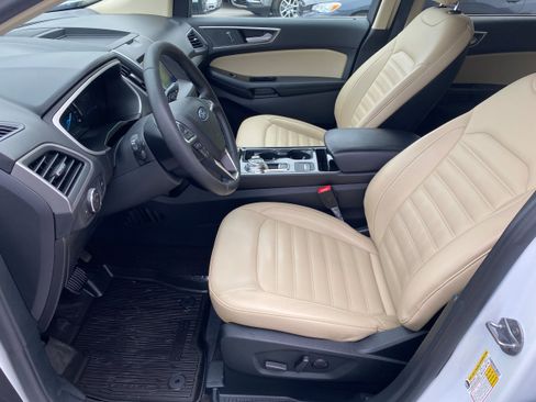 Used 2020 Ford Edge SEL AWD/4WD image 9