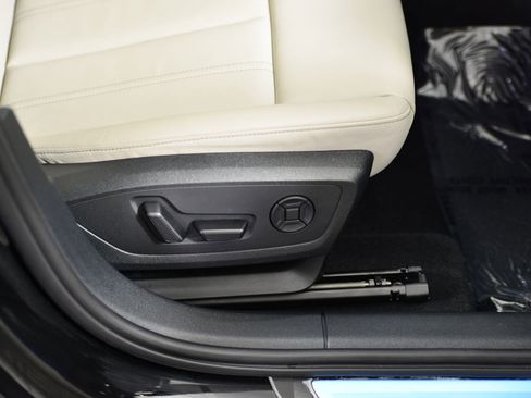 Certified 2025 Audi A3 2.0T Premium w/ Convenience Package image 10