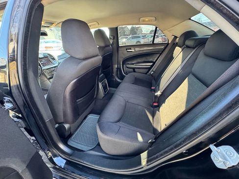 Used 2019 Chrysler 300 Touring w/ Sport Appearance Package image 34