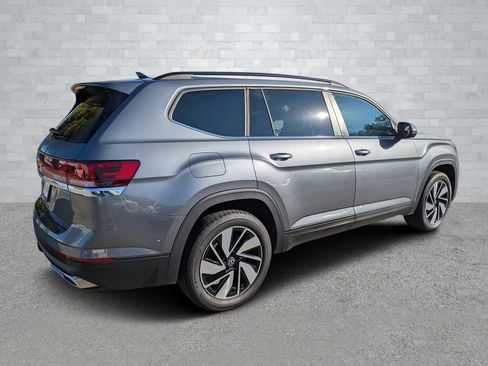 Used 2024 Volkswagen Atlas SE image 5