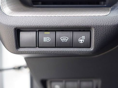 Used 2023 Toyota Prius XLE FWD image 17