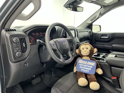 New 2026 Chevrolet Silverado 1500 Custom Trail Boss w/ LPO, Dark Essentials Package image 9