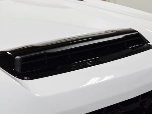 Used 2026 Chevrolet Silverado 2500 ZR2 AWD/4WD image 15