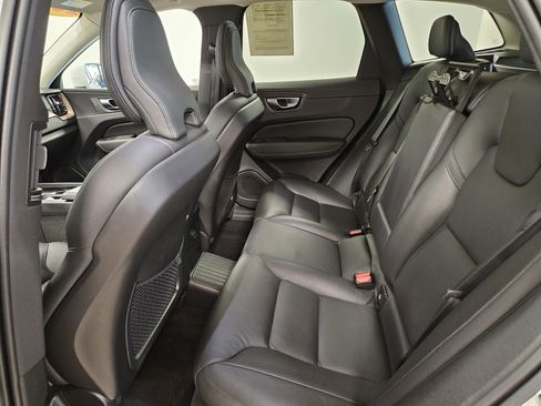 Used 2022 Volvo XC60 T8 Inscription Expression w/ Protection Package image 11