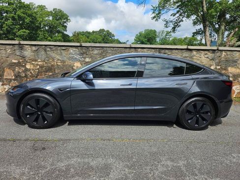 Used 2024 Tesla Model 3 Long Range RWD image 8