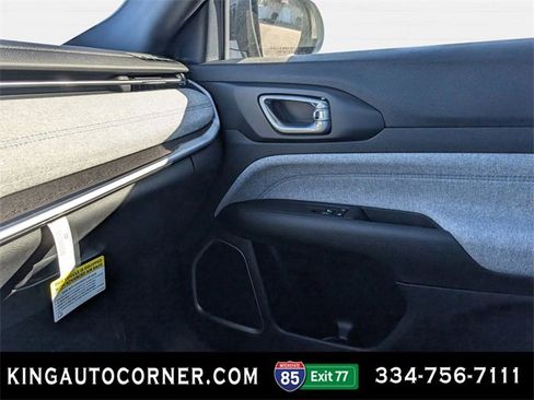 New 2024 Jeep Compass Sport image 14