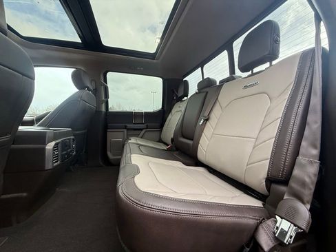 Used 2019 Ford F150 Limited image 23