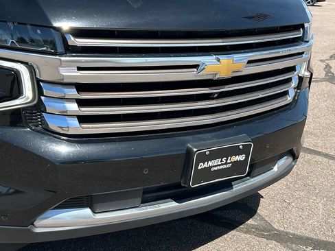 Used 2023 Chevrolet Tahoe High Country w/ Premium Package 2 AWD/4WD image 22
