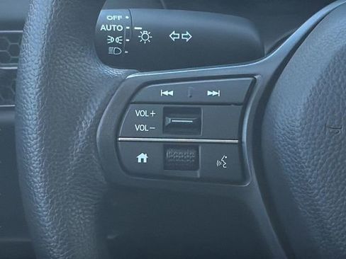 New 2027 Honda HR-V LX image 15
