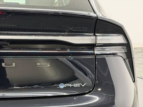 Certified 2025 Toyota Prius Plug-In Hybrid FWD image 14