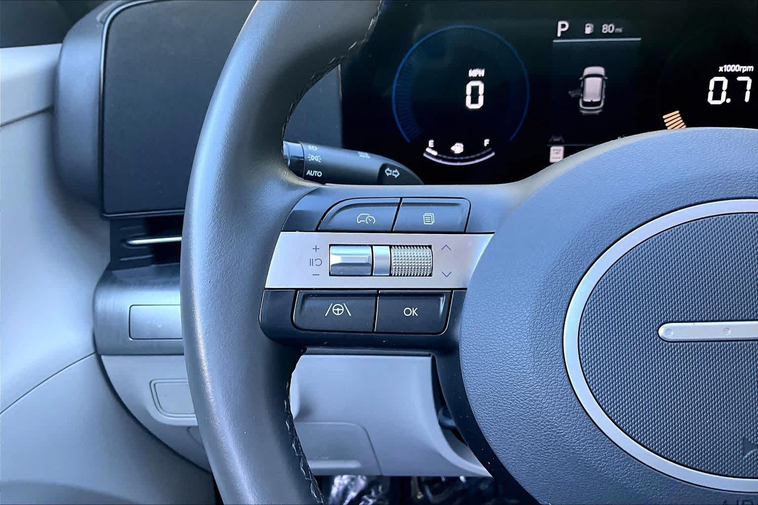 Used 2024 Hyundai Kona SEL FWD image 24
