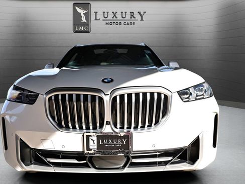 Used 2024 BMW X5 xDrive40i image 14