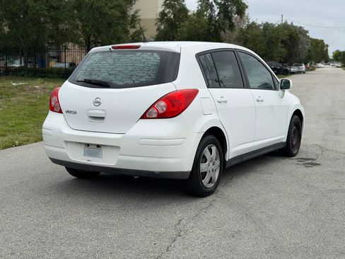 Used 2009 Nissan Versa 1.8 S FWD image 8