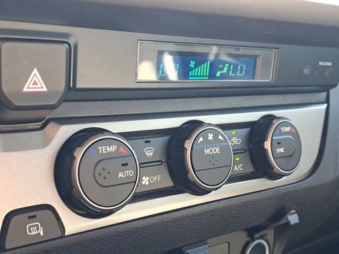 Used 2022 Toyota Tacoma SR5 image 30