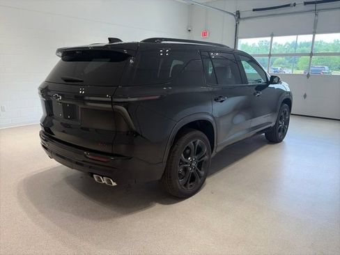 New 2027 Chevrolet Traverse RS w/ LPO, Floor Liner Package AWD/4WD image 6