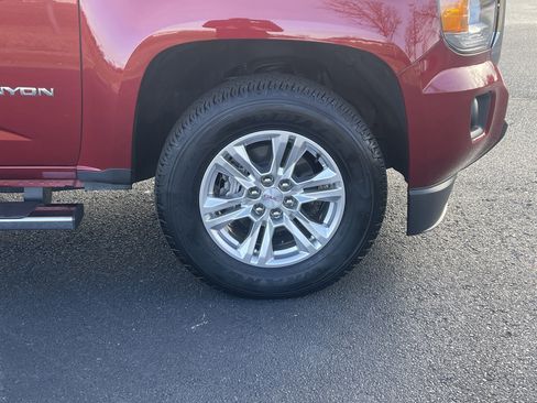 Used 2020 GMC Canyon SLE w/ SLE Convenience Package image 33