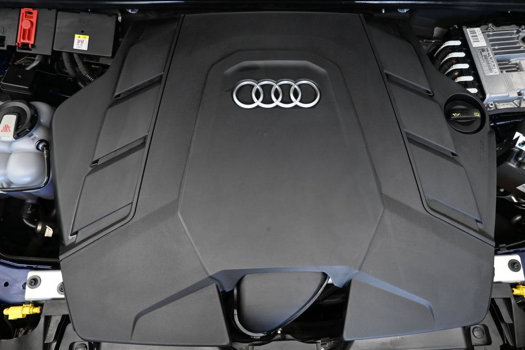 Used 2020 Audi Q7 3.0T Prestige w/ Prestige Package AWD/4WD image 29
