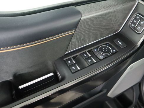 Used 2022 Ford F150 Platinum image 24