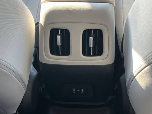 Used 2025 Hyundai Tucson SEL FWD image 17