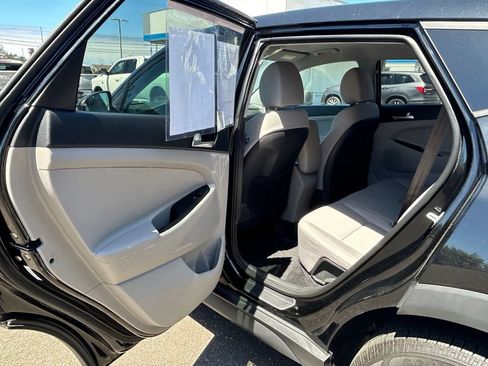 Used 2019 Hyundai Tucson SE AWD/4WD image 27