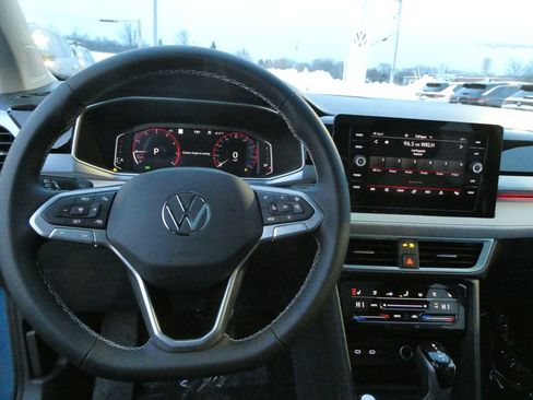 New 2026 Volkswagen Taos SEL AWD/4WD image 24
