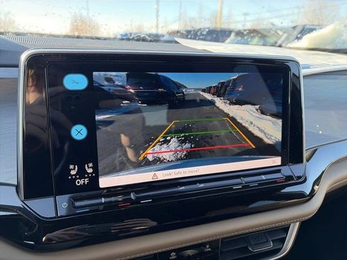 New 2026 Volkswagen Atlas Cross Sport SE image 24