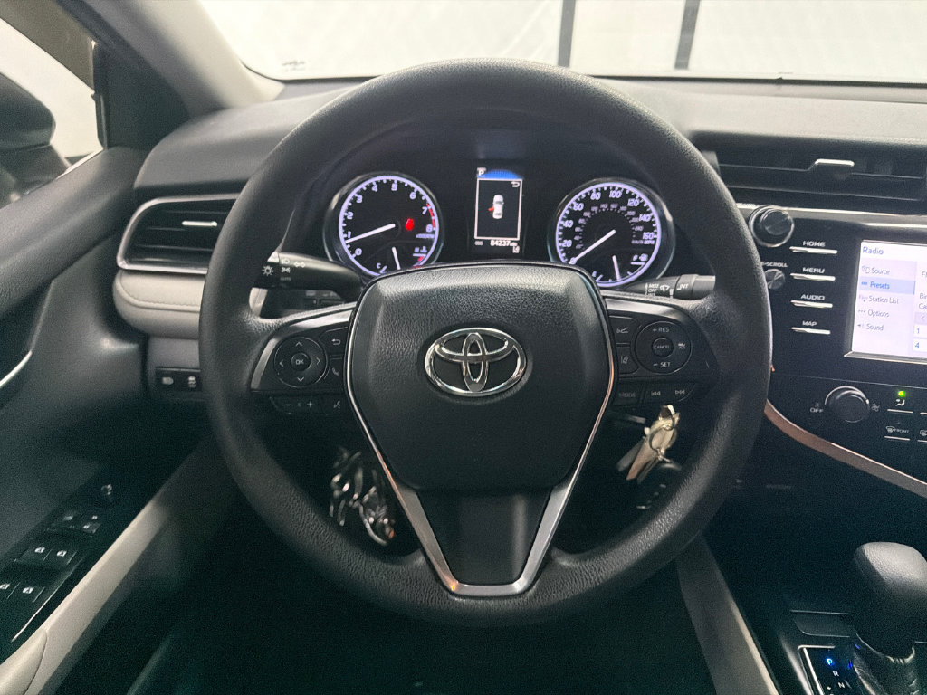 Used 2019 Toyota Camry LE FWD image 22