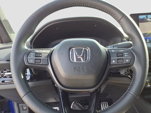 Used 2025 Honda Accord Sport image 21