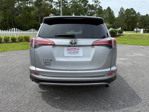 Used 2017 Toyota RAV4 XLE image 30
