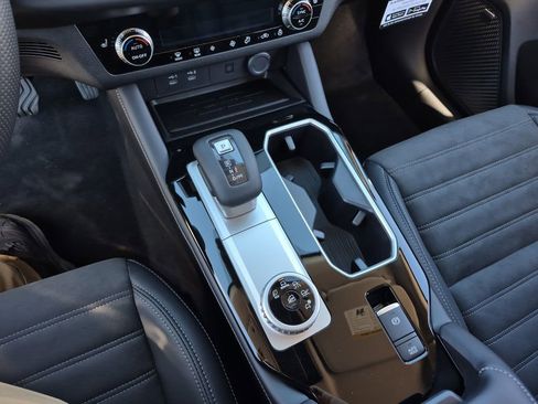 New 2026 Mitsubishi Outlander SE image 55