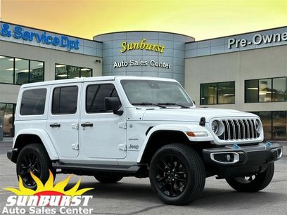 Used 2024 Jeep Wrangler Unlimited Sahara w/ Technology Group