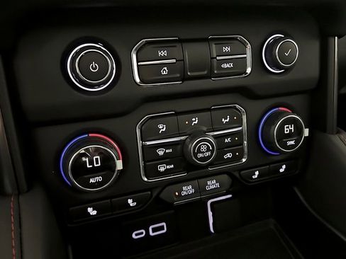 Used 2024 Chevrolet Tahoe RST w/ Luxury Package RWD image 18