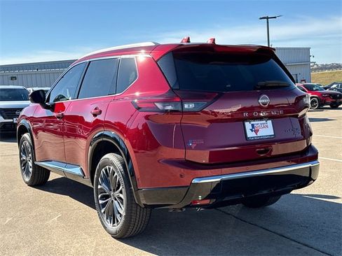 New 2026 Nissan Rogue Platinum w/ Tech Package image 7