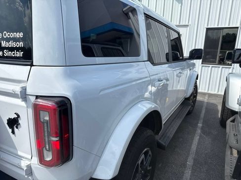 Used 2025 Ford Bronco Outer Banks AWD/4WD image 7
