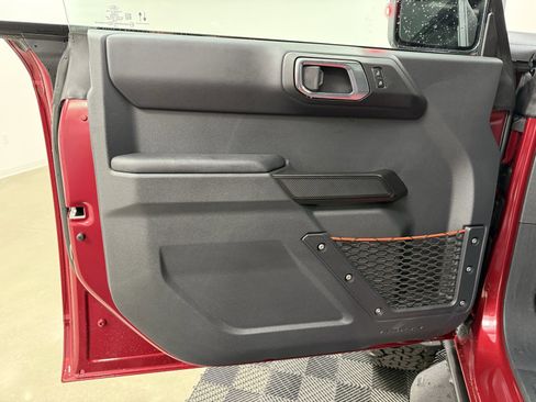 New 2025 Ford Bronco Raptor image 9