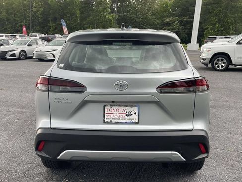 Used 2026 Toyota Corolla Cross L FWD image 3