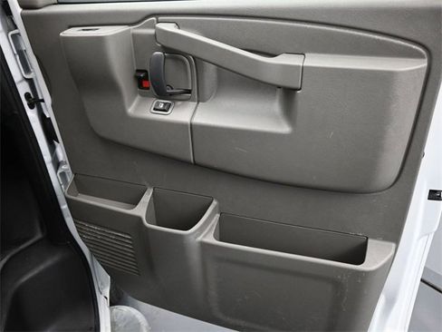 Used 2024 Chevrolet Express 2500 w/ Driver Convenience Package image 12